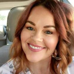 MILF En Feu, Toujours Disponible